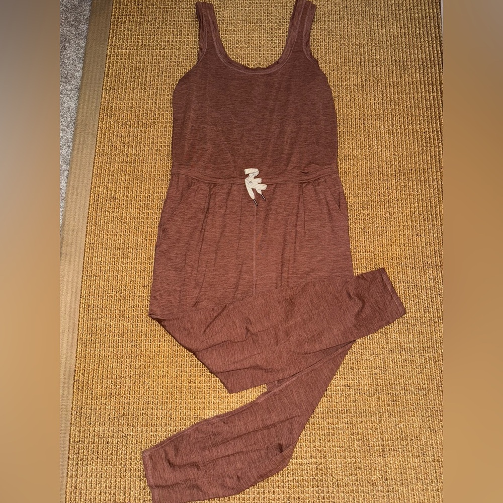 Vuori Lux Harem Sleeveless Terracotta Brown Ease Jumpsuit Romper Small S EUC